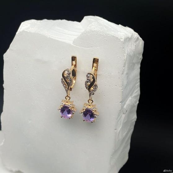 Золотые серьги с камнями 585пр. вес: 4,27гр