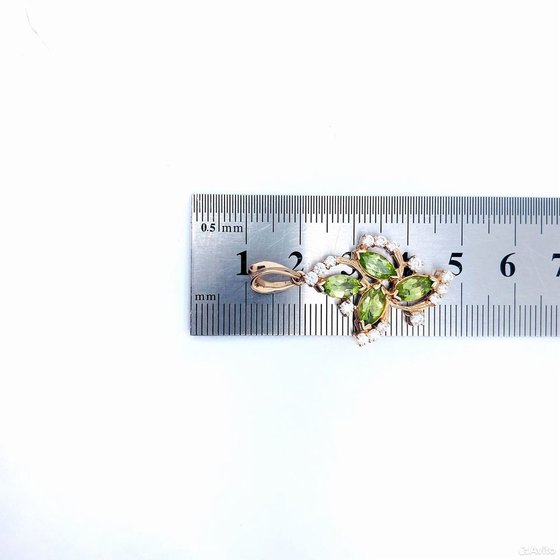Золотая подвеска с камнями 585пр. вес: 4,84гр