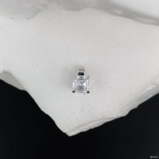 Золотая подвеска с камнем 585пр. вес: 0,62гр