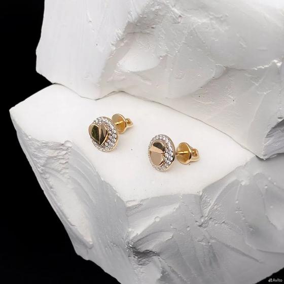 Золотые серьги с камнями 585пр. вес: 2,37гр