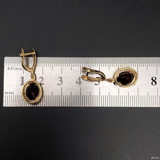 Золотые серьги с камнями 585пр. вес: 4,31гр