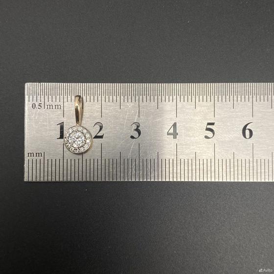 Золотая подвеска с камнями 585пр. вес: 0,74гр