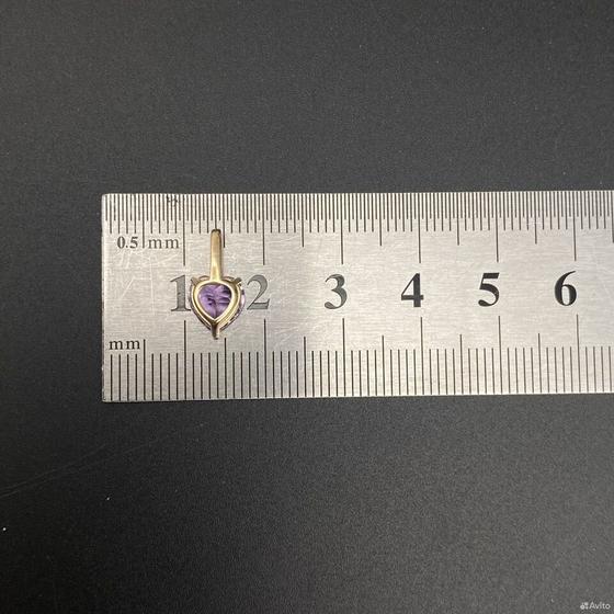 Золотая подвеска с бриллиантами 585пр. вес: 0,67гр