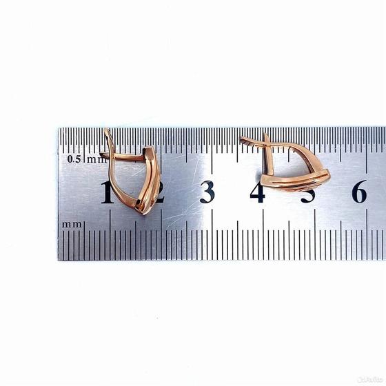 Золотые серьги с бриллиантами 585пр. вес: 2,37гр