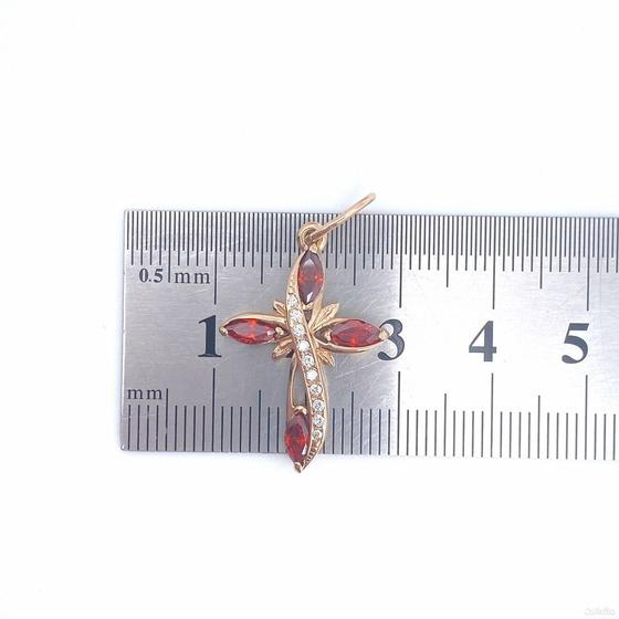 Золотой крест с камнями 585пр. вес: 3,15гр