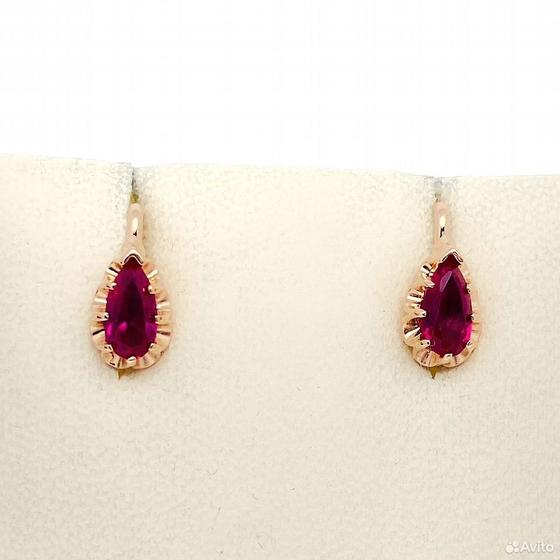 Золотые серьги с камнями 585пр. вес: 2,34гр
