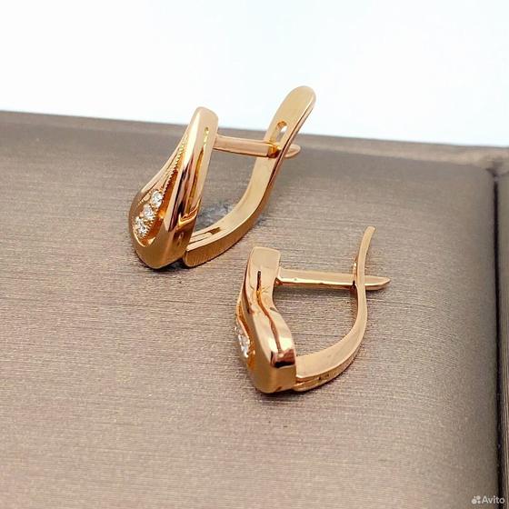 Золотые серьги с бриллиантами 585пр. вес: 2,37гр