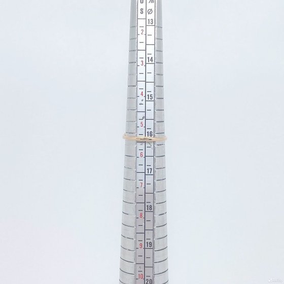 Золотое кольцо с камнем 585пр. размер: 16