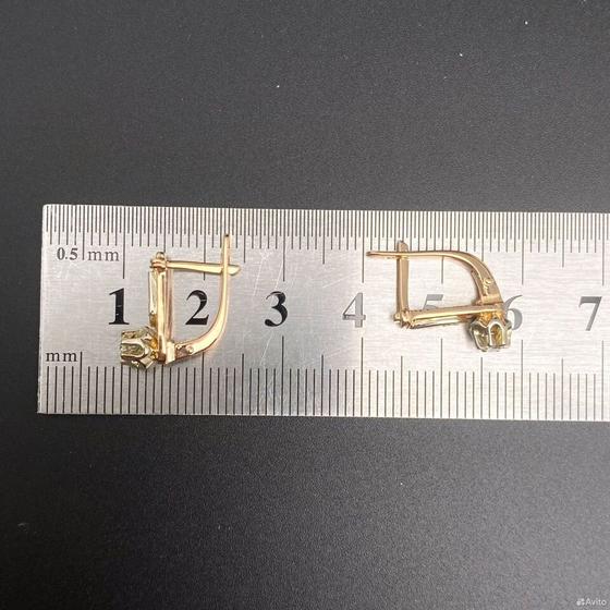 Золотые серьги с бриллиантами 585пр. вес: 3,54гр