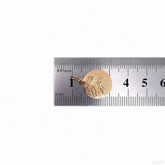 Золотая подвеска 585пр. вес: 0,85гр