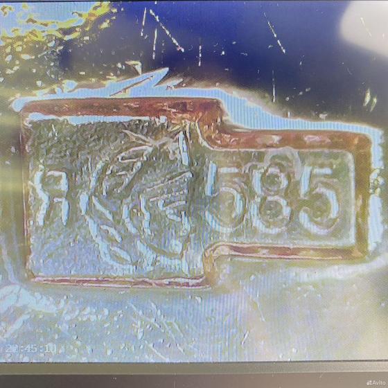 Золотое кольцо с камнями 585пр. размер: 18