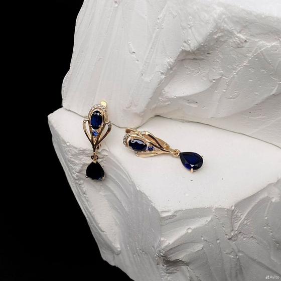 Золотые серьги с бриллиантами 585пр. вес: 2,20гр