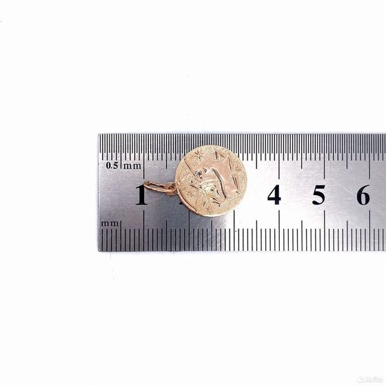 Золотая подвеска 585пр. вес: 0,79гр