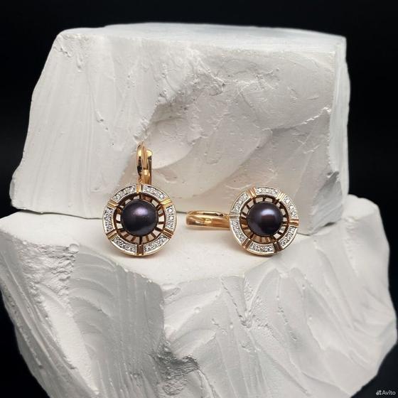 Золотые серьги с камнями 585пр. вес: 1,06гр