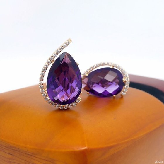 Золотые серьги с камнями 585пр. вес: 5,98гр