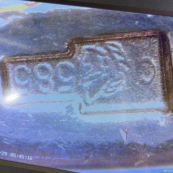 Золотое кольцо с камнями 585пр. размер: 19,5