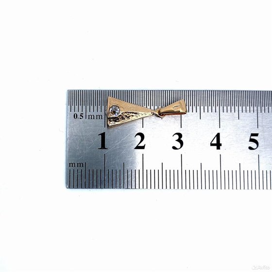 Золотая подвеска с камнем 585пр. вес: 1,01гр