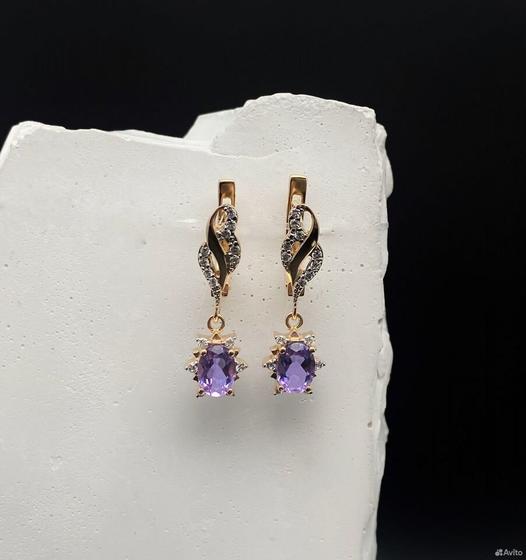 Золотые серьги с камнями 585пр. вес: 4,27гр