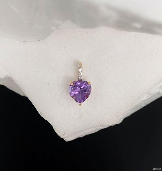 Золотая подвеска с бриллиантами 585пр. вес: 0,67гр