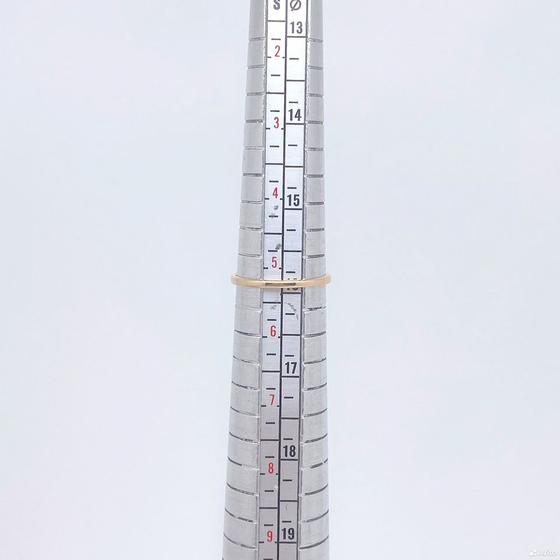 Золотое кольцо с камнем 585пр. размер: 15,9